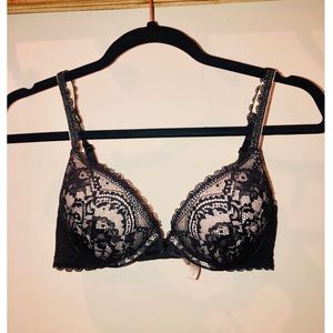VICTORIA’S SECRET Miraculous Push-Up Bra 34B